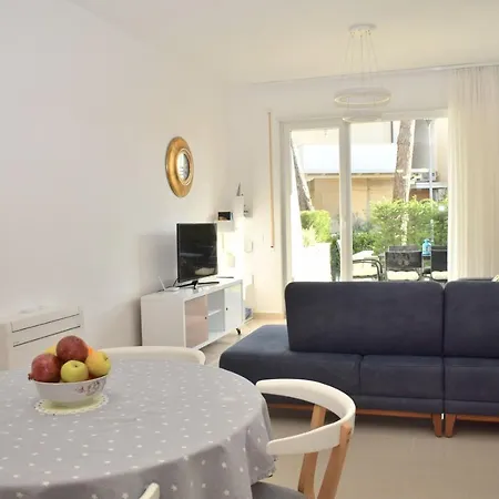 Lura 3 Garden - 218